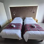 Отель Chalet Les Pieux 3*