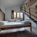 Chalet Les Pieux Отель Кре-Волан