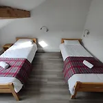 Chalet Les Pieux Отель Кре-Волан