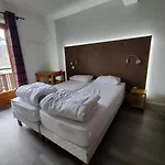 Chalet Les Pieux Кре-Волан
