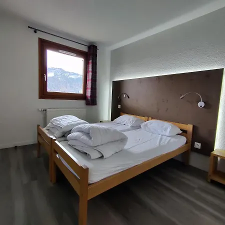 호텔 Chalet Les Pieux 3*