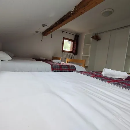 Chalet Les Pieux 호텔