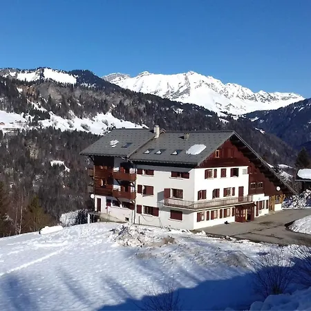 Chalet Les Pieux 3*
