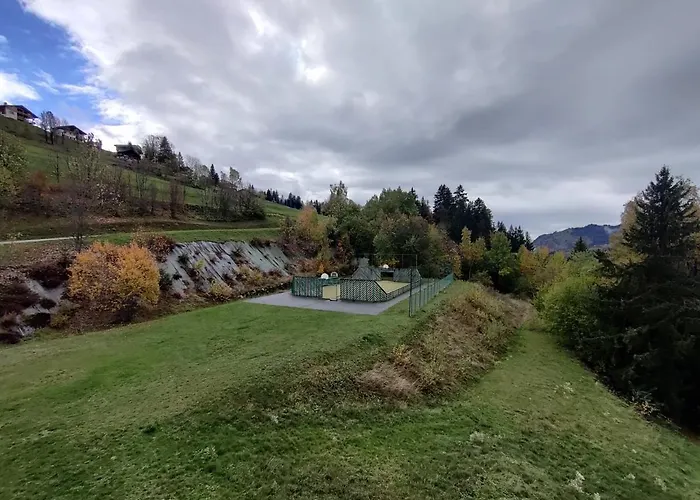 Chalet Les Pieux فندق 3*