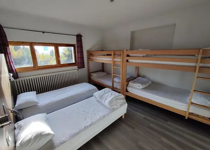 Chalet Les Pieux 3* كري فولا