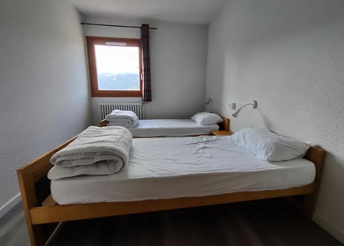 Chalet Les Pieux فندق