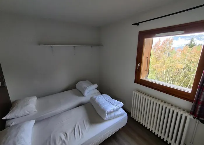 Chalet Les Pieux فندق